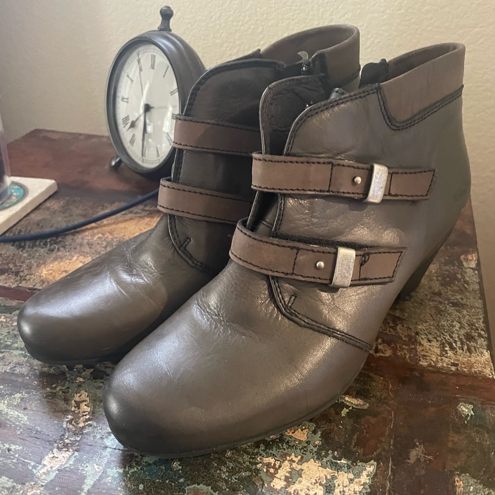 Woman's boot
